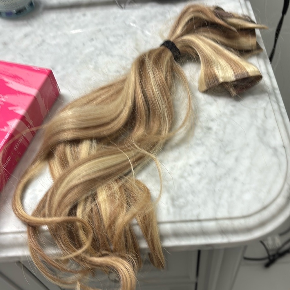 Glam seamless invisible hair extensions 7 weft used with box